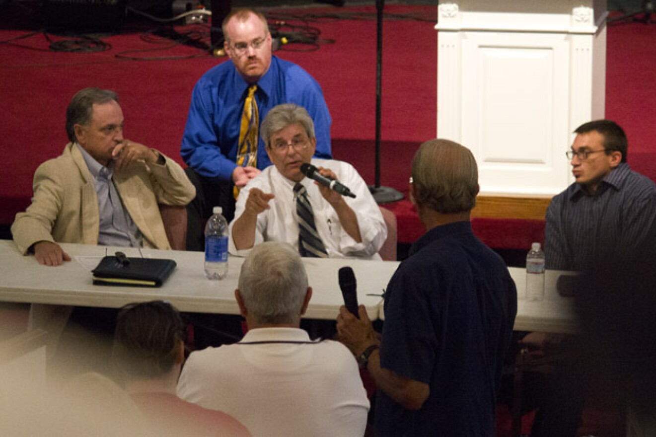20140626-quake-town-hall-045_WEB.jpg